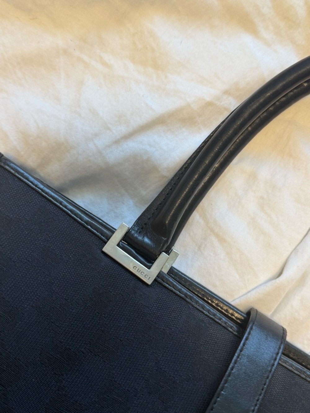Gucci Black GG Canvas Tote with Leather Strap and Silver-Tone Hardware - Picture 3 of 9